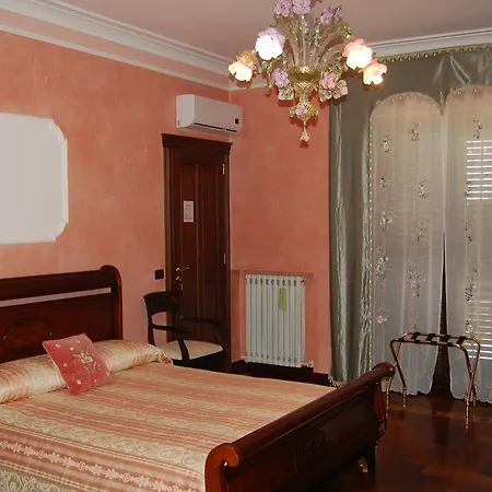 B&B Villa Francesca Soverato Marina Habitación foto